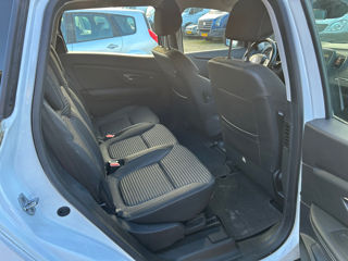 Renault Grand Scenic foto 11