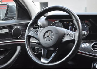 Mercedes E-Class foto 18