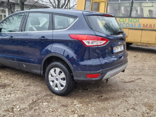 Ford Kuga foto 3