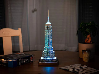 Puzzle 3d Ravensburger - Empire State Building - Lumineaza Noaptea, 216 Piese foto 4