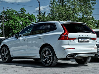 Volvo XC60 foto 2