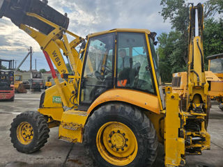 Buldoexcavator Komatsu WB 97-R2 foto 3