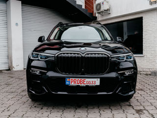 BMW X7 foto 3