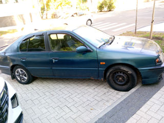 Nissan Almera foto 1