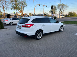 Ford Focus foto 1