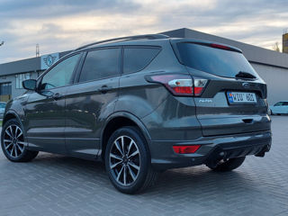 Ford Kuga foto 3