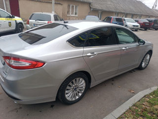 Ford Fusion foto 3