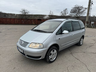 Volkswagen Sharan foto 2