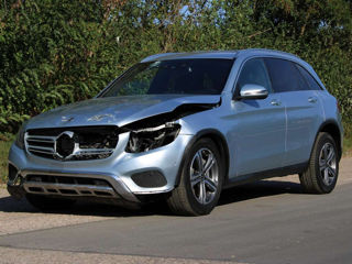 Mercedes GLC foto 8