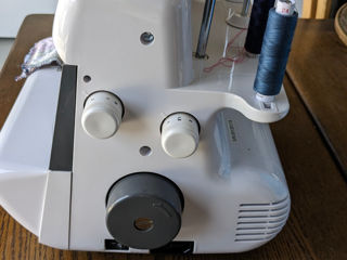 Overlock Micromaxx MD 16600, adusa din Germania foto 3