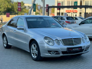 Mercedes E-Class foto 2