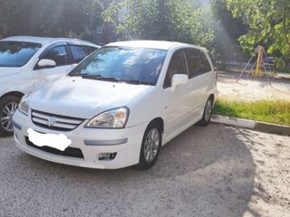 Suzuki Liana foto 1