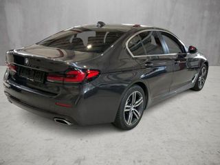 BMW 5 Series foto 4