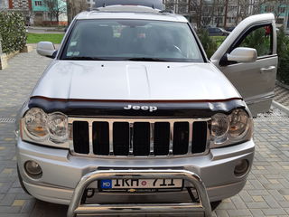 Jeep Grand Cherokee foto 5