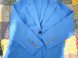 Дарю женский  Синий лёгкий пиджак
