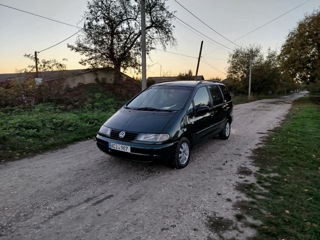 Volkswagen Sharan foto 4