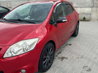 Toyota Auris foto 2