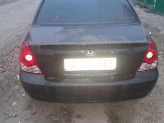 Hyundai Elantra foto 3