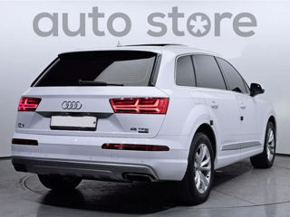 Audi Q7 foto 2