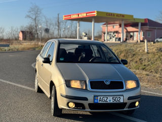 Skoda Fabia foto 2