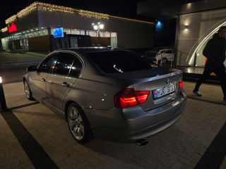 BMW 3 Series foto 6