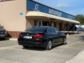 BMW 5 Series foto 4