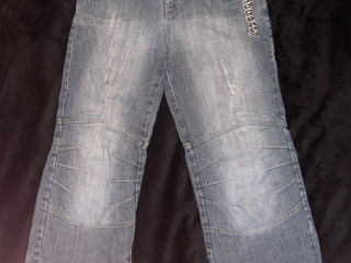 Широкие джинсы с нашивками foto 2