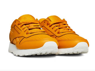 Reebok piele. 39