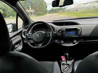 Toyota Yaris foto 7