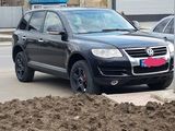 Volkswagen Touareg foto 8