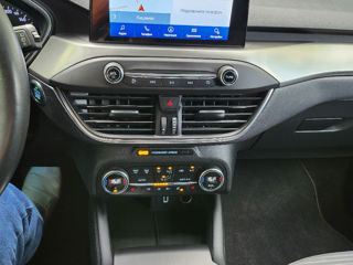 Ford Focus foto 9