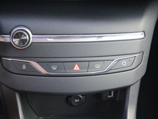 Peugeot 308 foto 10