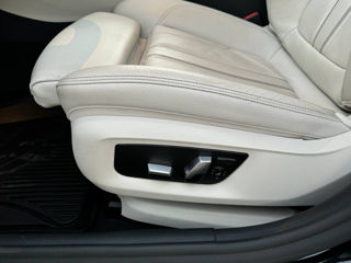 BMW 5 Series foto 14