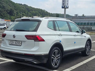 Volkswagen Touareg foto 4