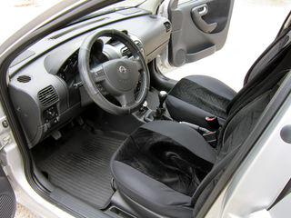 Opel Corsa foto 8