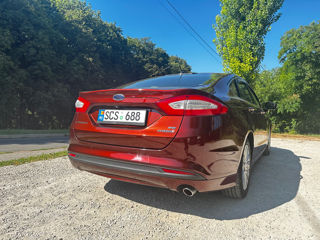 Ford Fusion foto 5