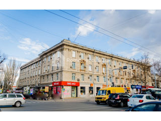 Vânzare spațiu comercial, 252 mp, Centru, bd. Ştefan cel Mare .