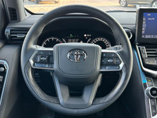 Toyota Land Cruiser foto 10