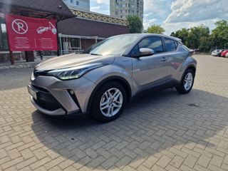 Toyota C-HR foto 1