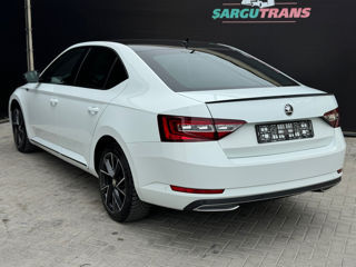 Skoda Superb foto 6