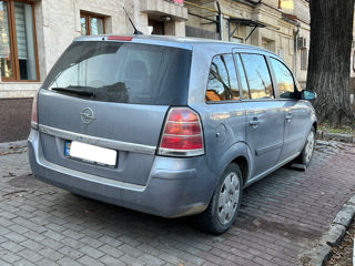 Opel Zafira foto 3