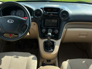 KIA Carens foto 6