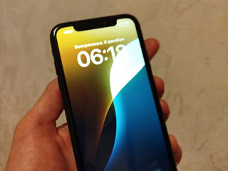 Продам Iphone XR 64gb в отличном состоянии.