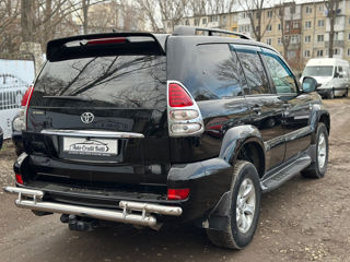 Toyota Land Cruiser Prado foto 6