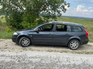 Renault Megane foto 2