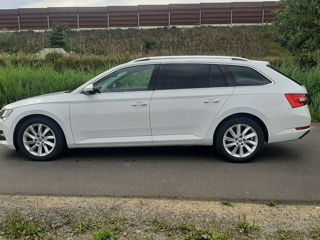 Skoda Superb foto 5