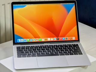 MacBook Air Retina 2020 (Core i5 8210Y/16Gb Ram/512Gb SSD/Iris Plus Graphics/30 Cycles/13.3" Retina)