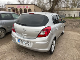 Opel Corsa foto 4