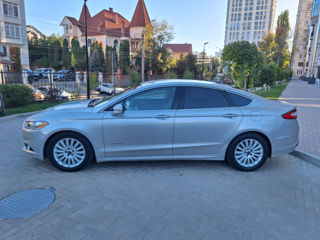 Ford Fusion foto 4