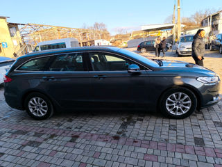 Ford Mondeo foto 8